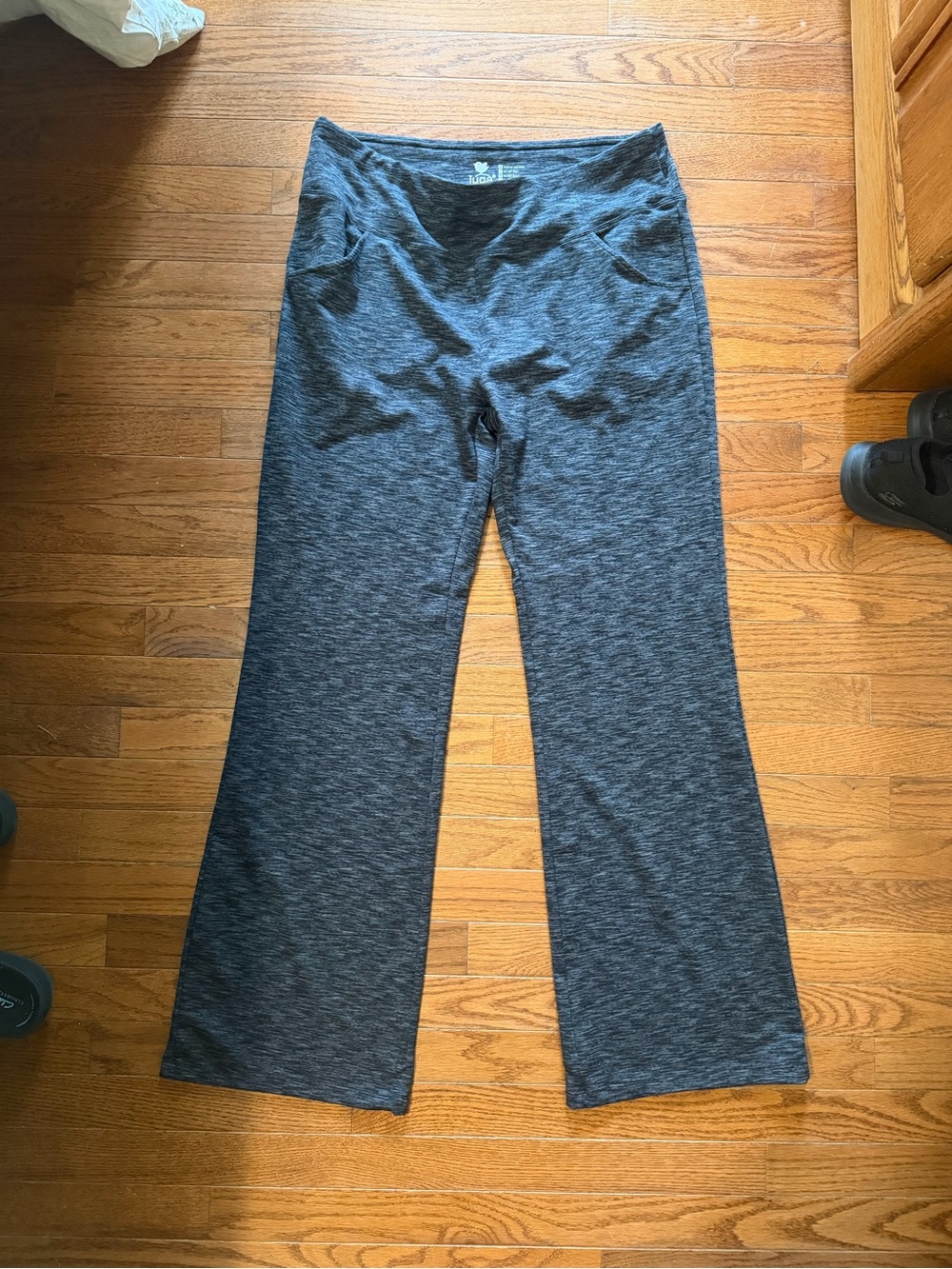 Women's Wide-Leg Active Joggers in Heather Gray
